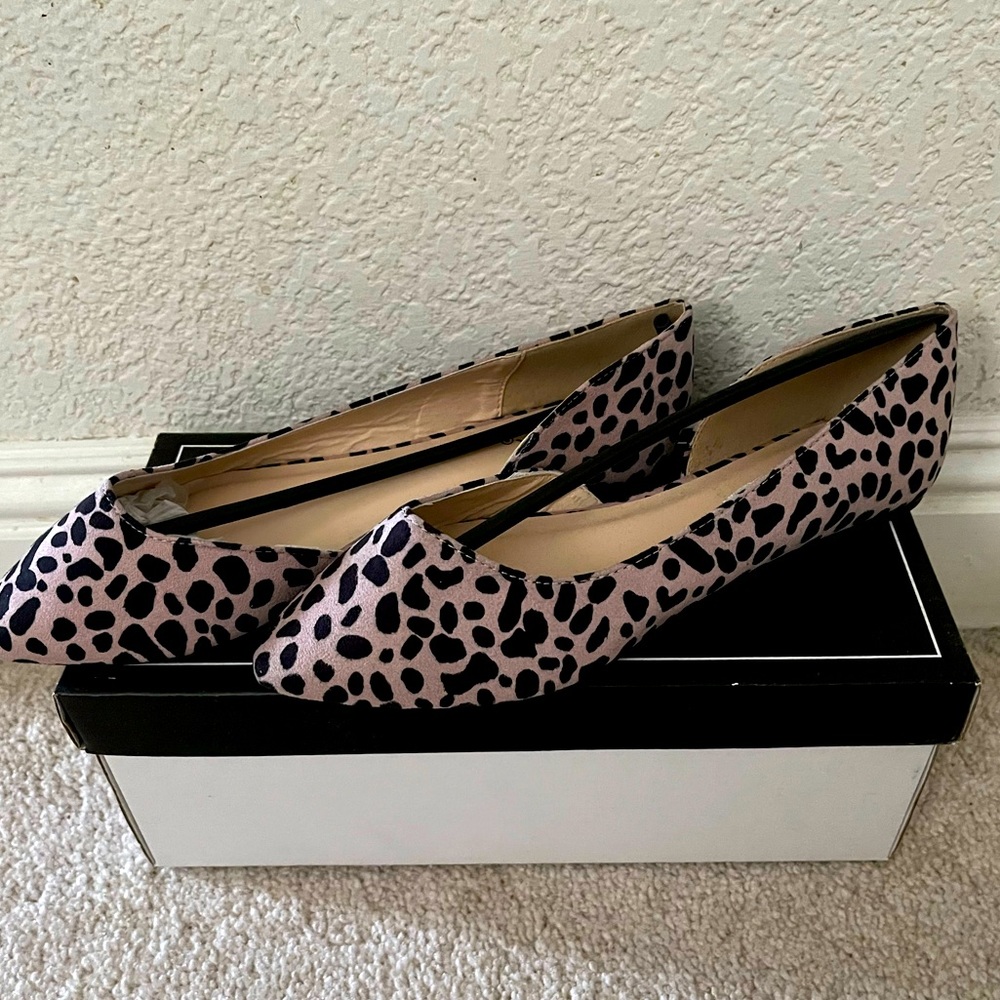 Qupid Leopard Suede Flats Size 6